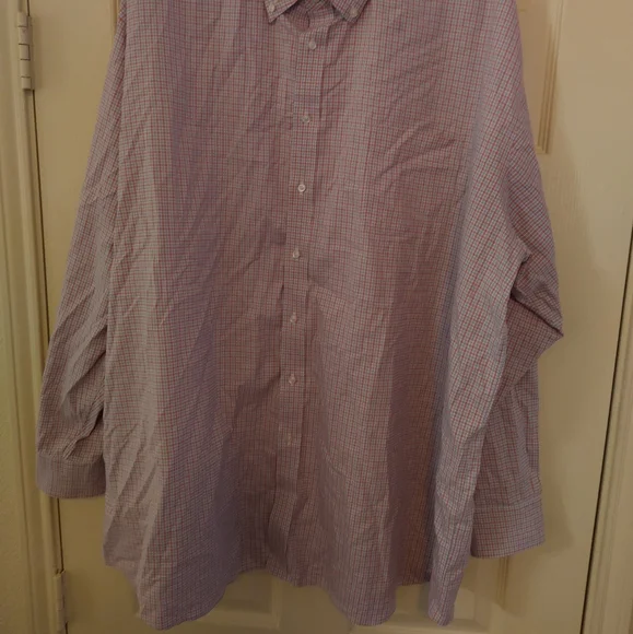 Jos A Bank Traveler Traditional Fit Checkered Button Down Shirt Men's sz 19-36. - Picture 2 of 6